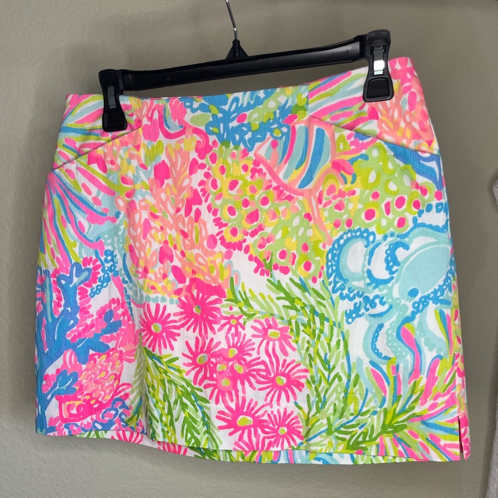 Lilly Pulitzer Size 2 Floral Skort
